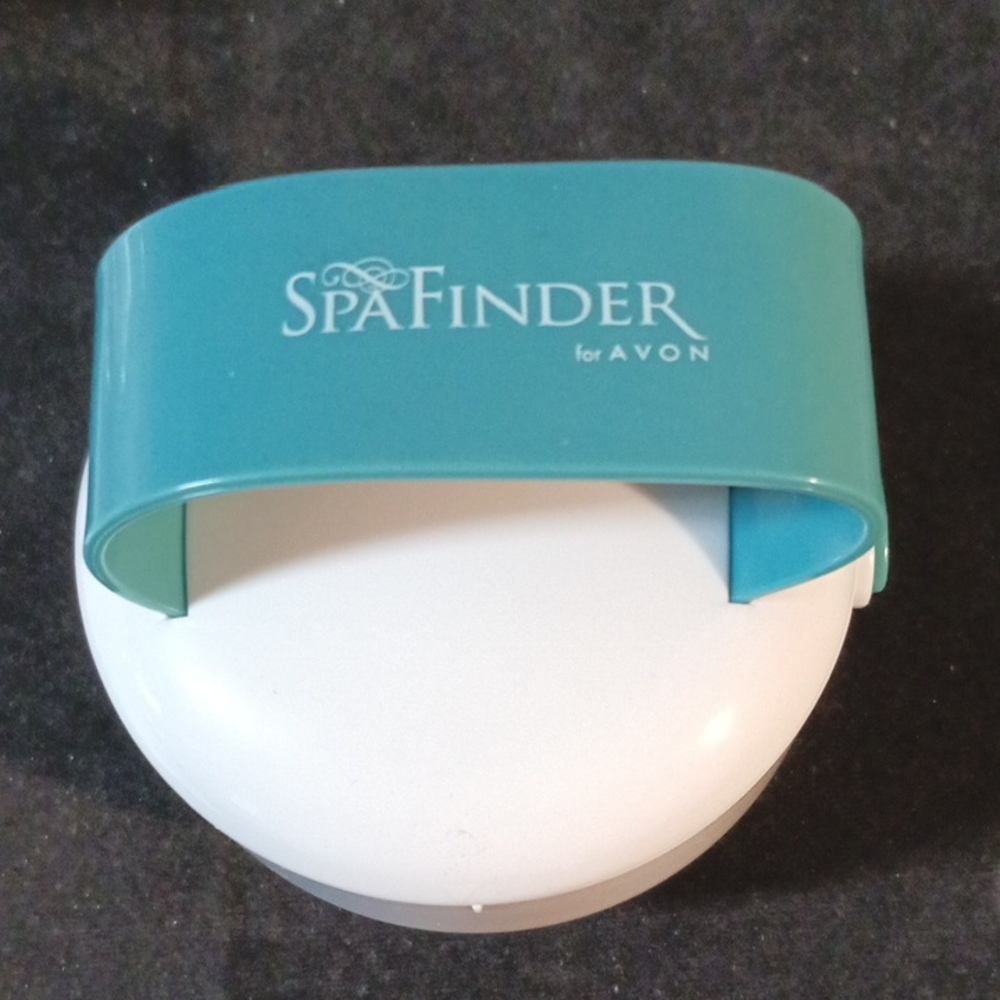 SpaFinder Shampoo Dispensing Head Massager Blue